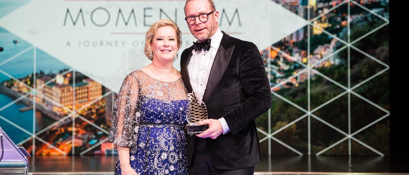 Stephan Stokkermans ontvangt Hotelier of the Year 2019 Award