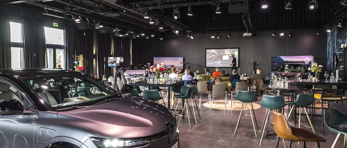 Event Centre Vinkeveen host dealer introductie Megane E-tech 100% Electric