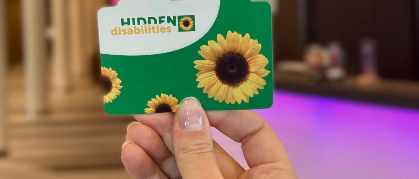 Lumen eerste hotel aangesloten bij Hidden Disabilities Sunflower