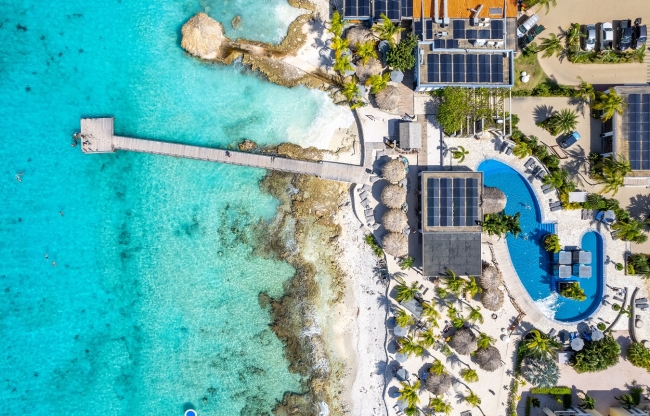Delfins Beach Resort Bonaire: Ontdek Caribisch genieten met een zakelijke twist