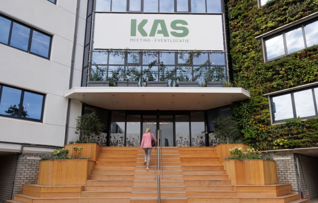 Entree trappen - KAS Meeting Eventlocatie