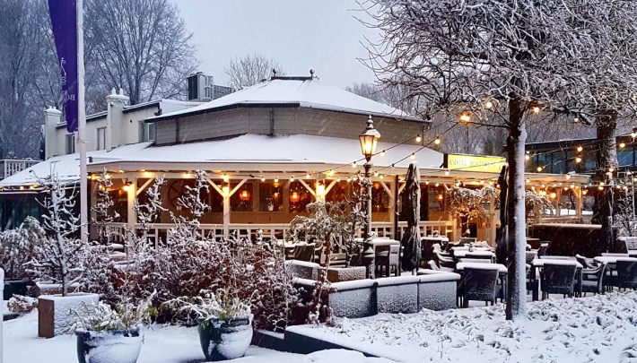 Amstel Boathouse maakt koude wintermaanden ‘heet’
