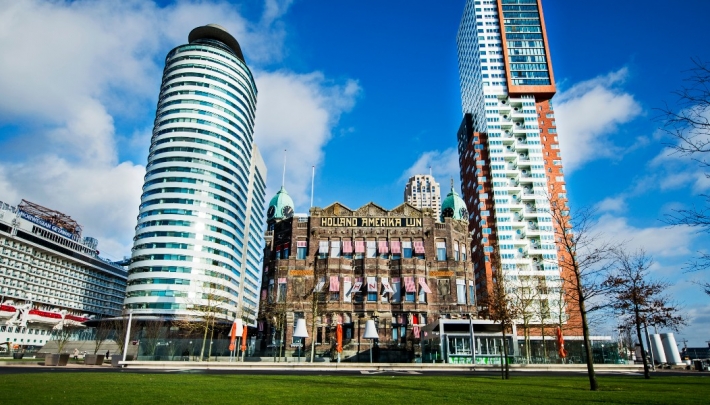 Hotel New York opent eerste privébioscoop van Rotterdam