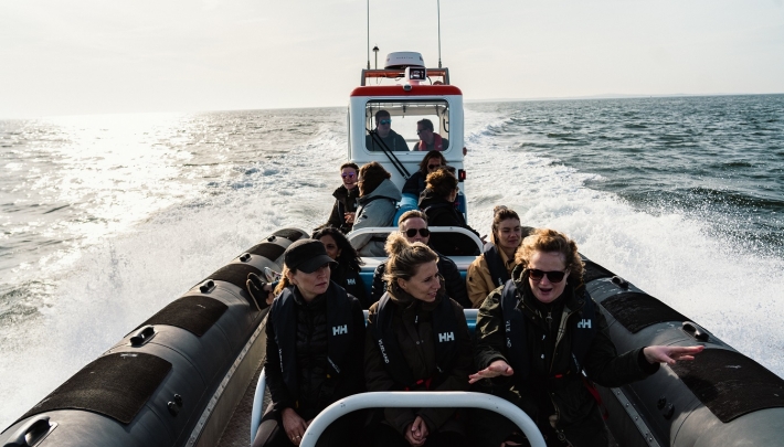 De wind in de haren tijdens Expeditie Vlieland – Friesland style!