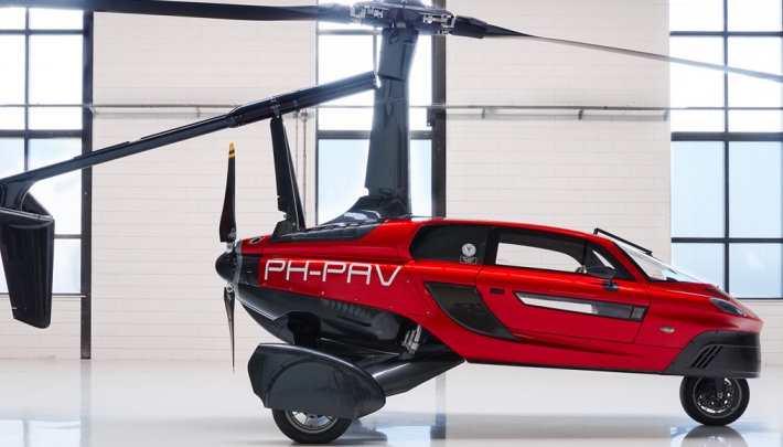  's Werelds eerste vliegende auto in Utrecht
