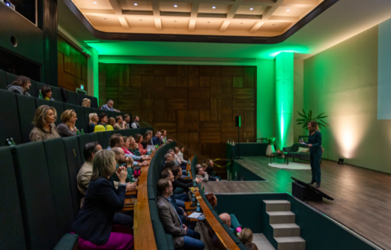 Neherlab Auditorium