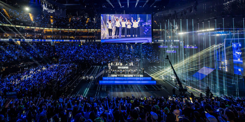 Riot Games - League of Legends 