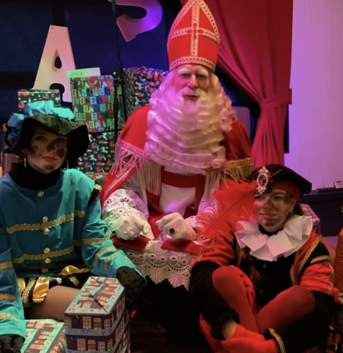 Bezoek van Sinterklaas en pieten