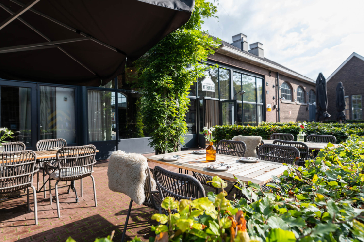 Centraal Ketelhuis zonnig terras