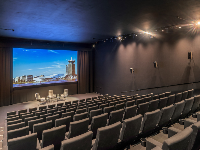 Cinema 3 achterkant
