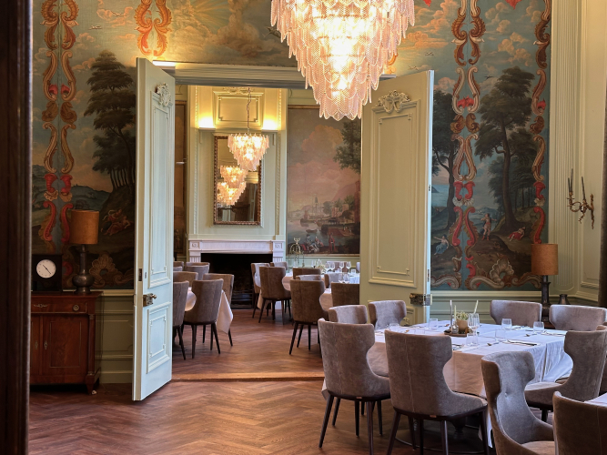 Stijlkamers- Porseleinkamer