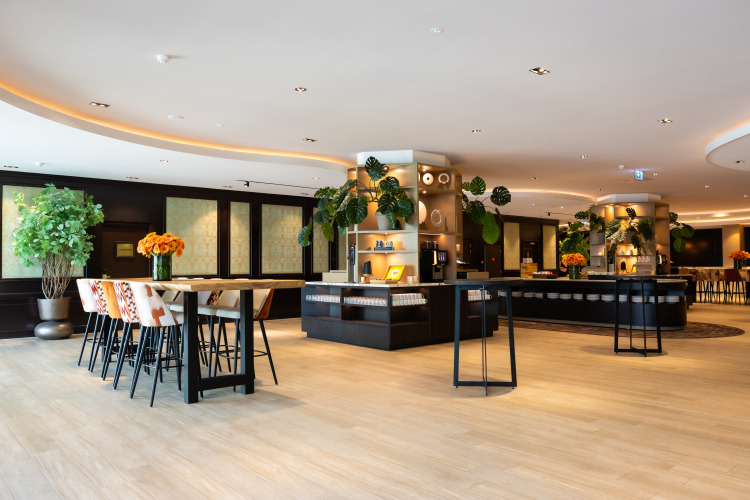 Ruim opgezette lobby's voor pauze- en netwerkmomenten