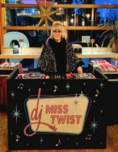 Kerst met dj Miss Twist