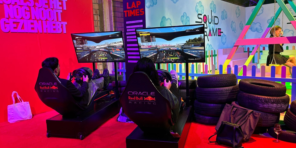 Twee Red Bull F1 simulators voor Netflix