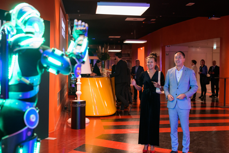 media_plaza_-_flame_foyer_9.jpg