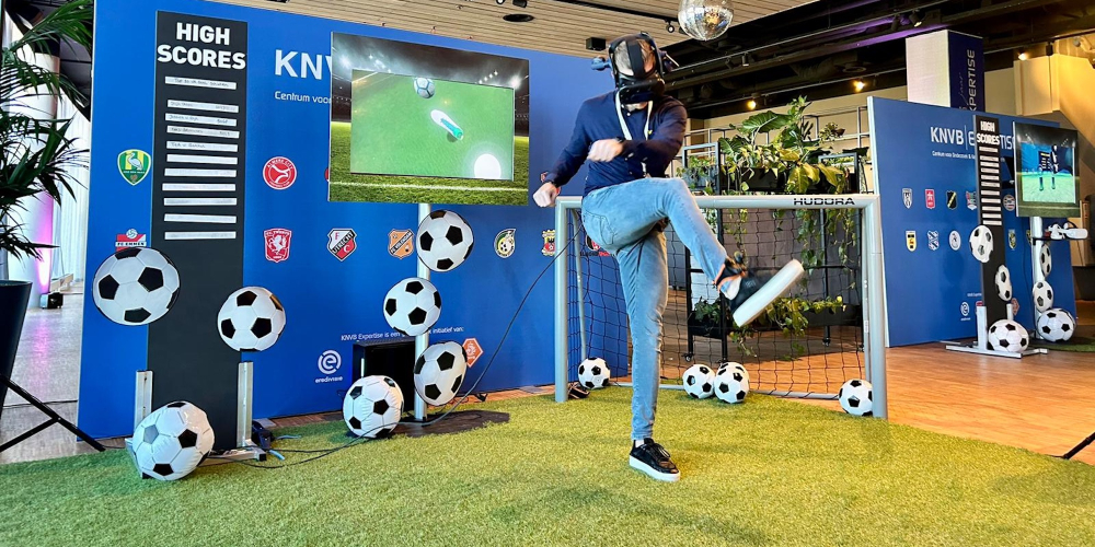 VR voetbal spel schieten 