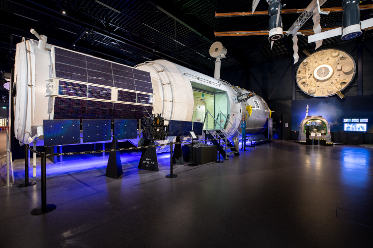 Schaalmodel twee modulen ISS