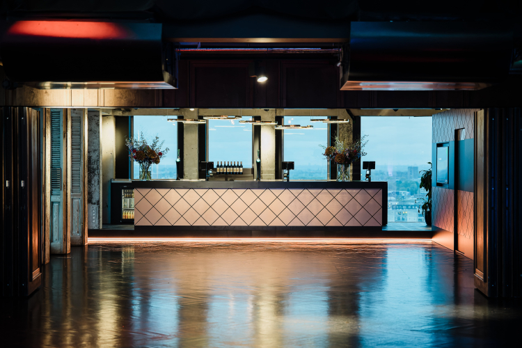 The Loft - Bar