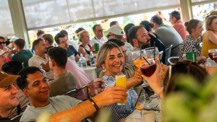 Samen proosten in Barcelona