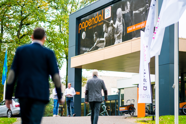 Vooraanzicht entree Hotel Papendal