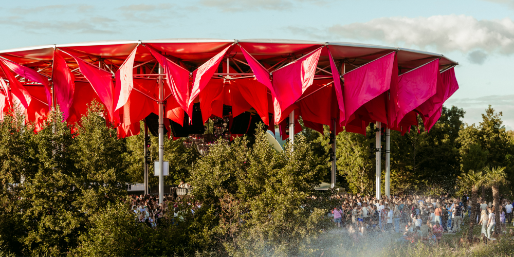 Neptunus, dé specialist in tenten voor evenementen en demontabele gebouwen