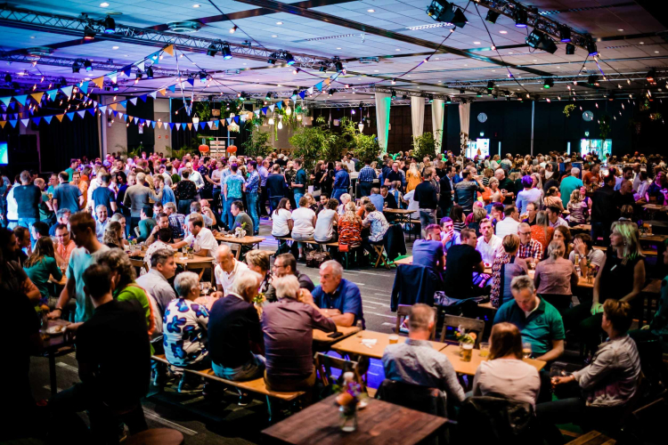 Bedrijfsfeest setting Athenezaal Papendal