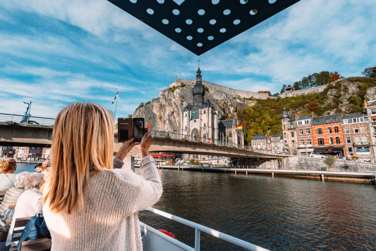Riviercruise Dinant Evasion-zicht op Dinant