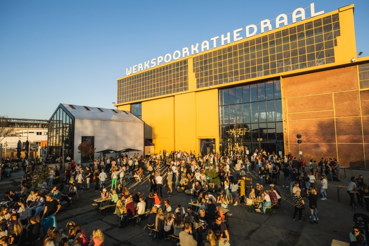 Werkspoorkathedraal extern