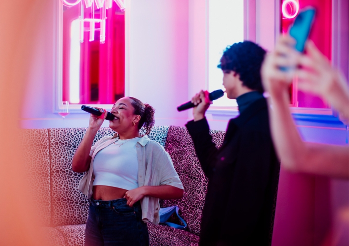 Karaoke kamer: Cheetah Glam