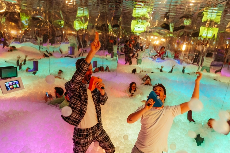 Karaoke in de ballenbak