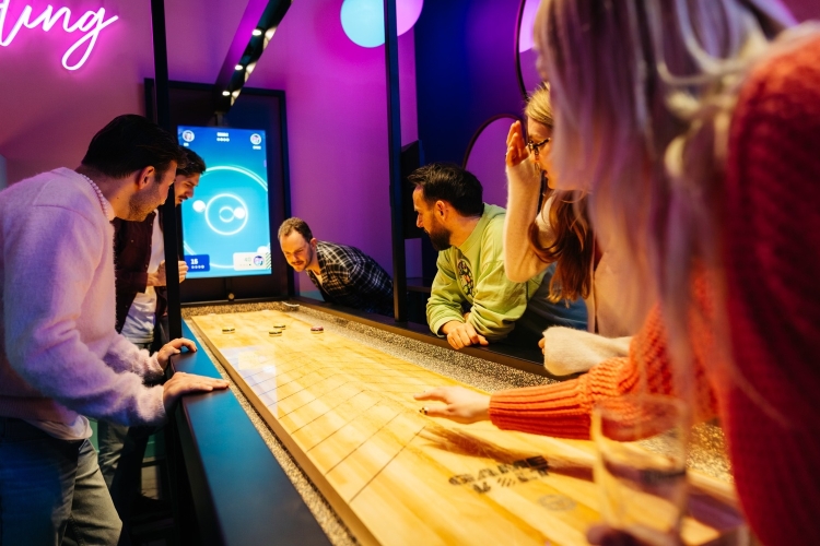 Electric shuffleboards