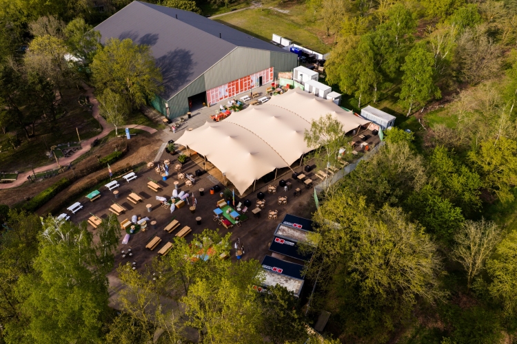 Evenementen hal met buitenterrein