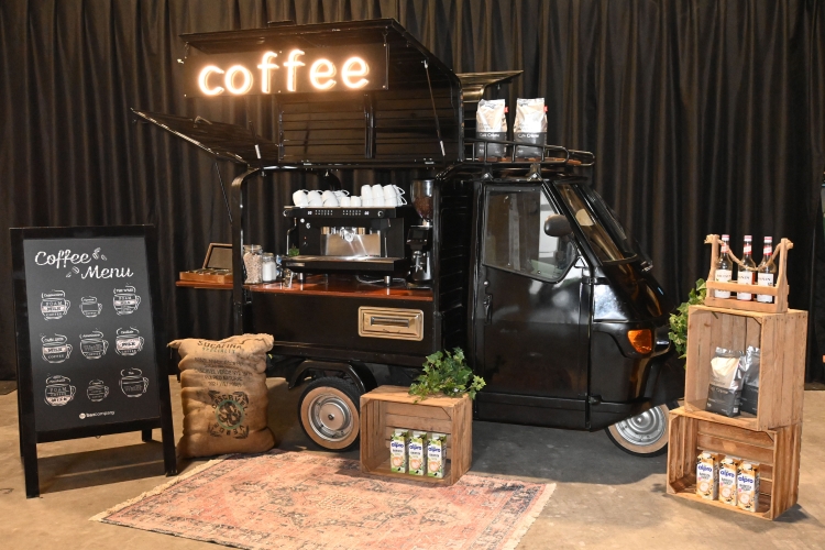 Koffie piaggio driewieler huren voor evenementen