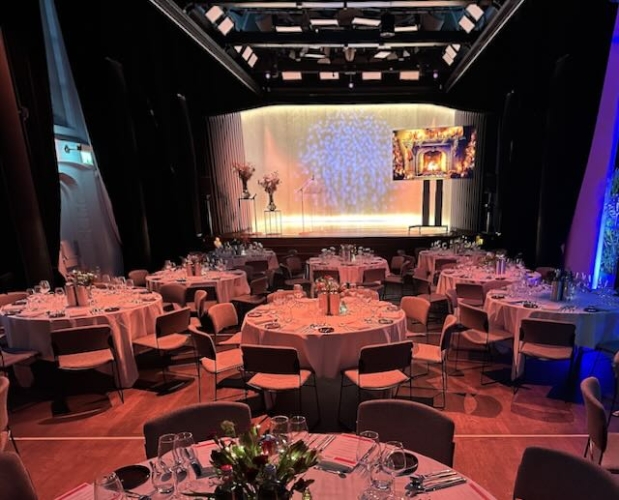 Main hall with dinner tables 