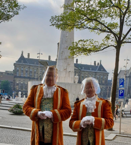 Altijd tot uw dienst