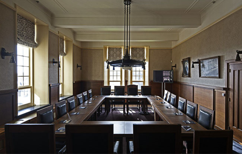 1931 Congrescentrum van Lanschotzaal als boardroom