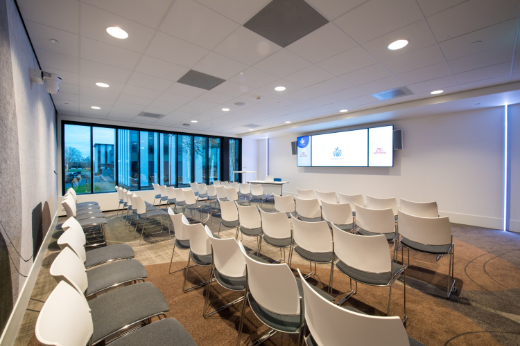Subzalen voorzien van een uitgebreide presentatie set-up