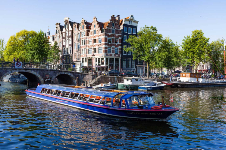 dinner cruise, champagne cruise, running dinner, gps city game