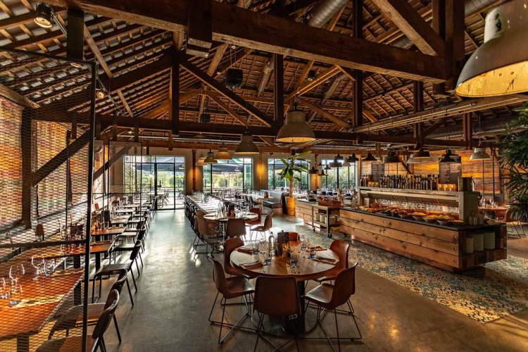 Claus - BARRACA Rodizio Grill & Bar