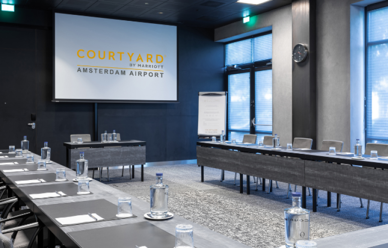 Courtyard - Meeting room 8