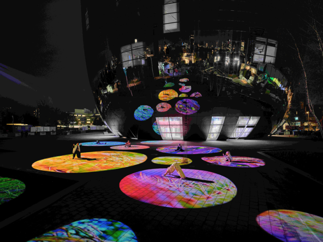 Depot buitenkant, video lichtinstallatie, Pipilotti Rist 