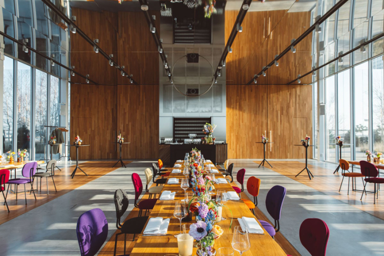 Coert, 6e etage, dineropstelling