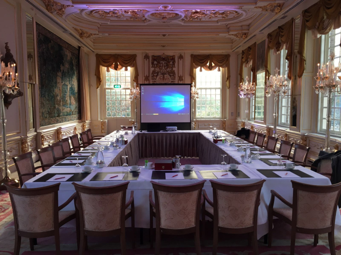 Vergaderopstelling Spiegelzaal