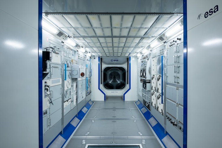 Space Expo - Borrelen in het International Space Station (ISS)