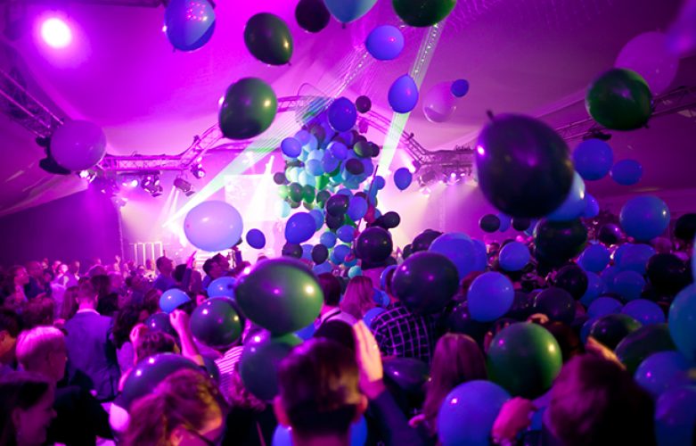 Bedrijfsjubileum eigen terrein | Bureau voor evenementen