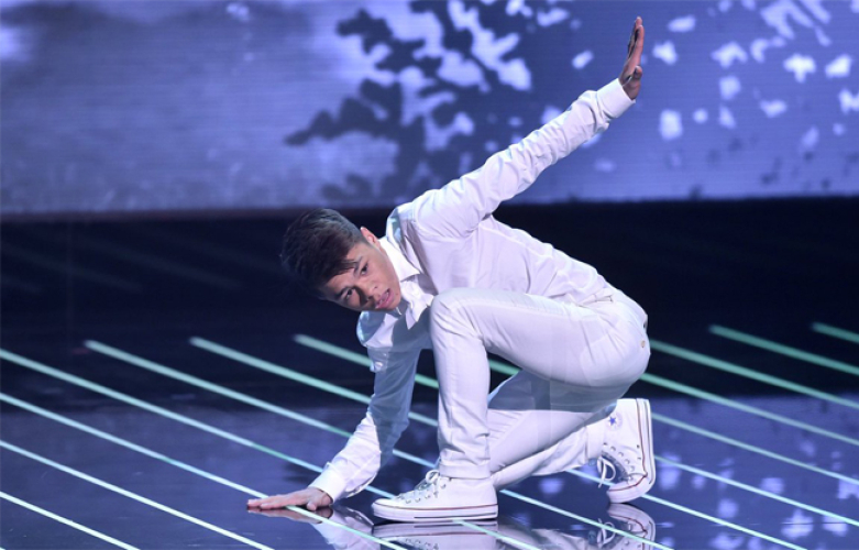 Openingsact breakdancer Justen Beer