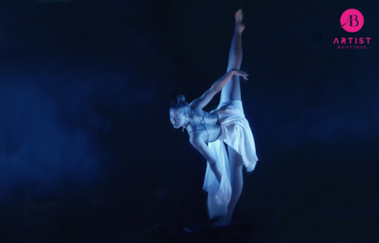 Modern dancer
