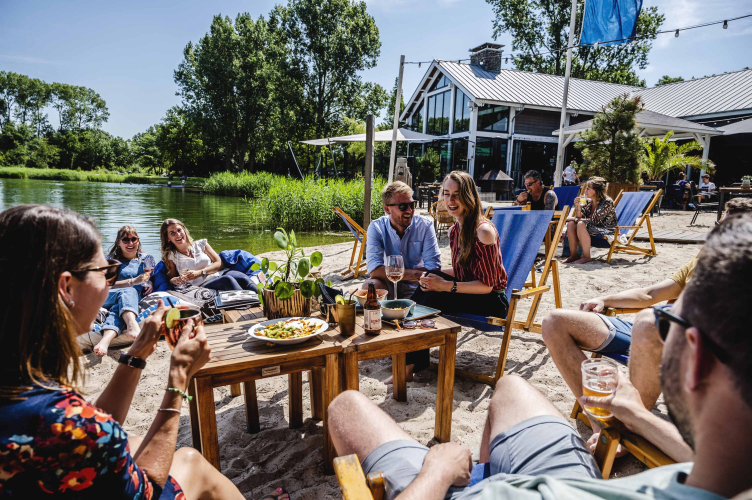 Papa's Beach House - Strand hangout