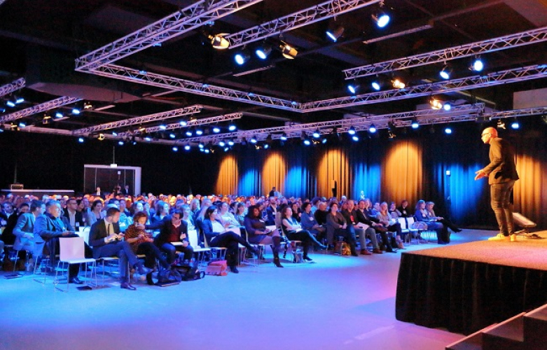 Patria congreszaal