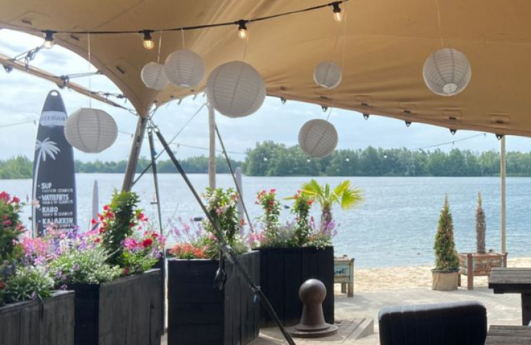 paviljoen-terras-watergoed-omnivents